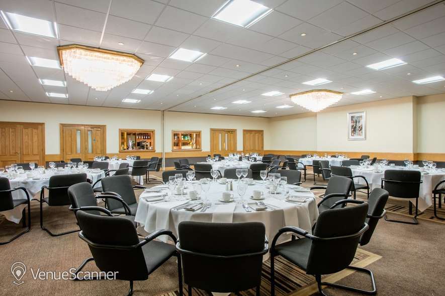 Hire Crowne Plaza Chester 7
