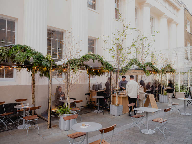 Hire PANTECHNICON Roof Garden At Pantechnicon - Bright Tables  5