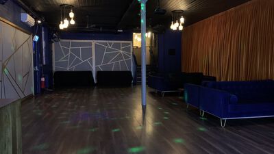 The Venue On Middle St. Middle Floor 0