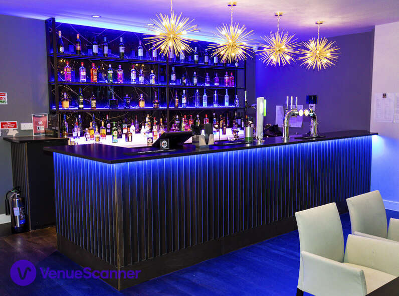 Hire Players Lounge Bunker Bar 14