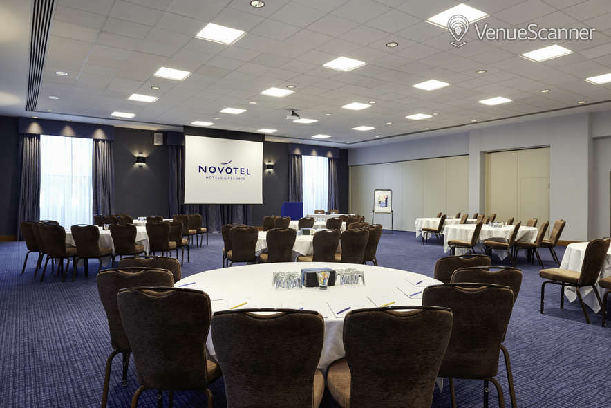 Hire Novotel London Stansted Airport 2