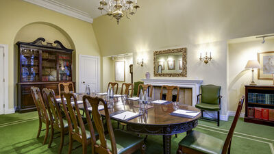 The Honourable Society Of Grays Inn, The Benchers' Library