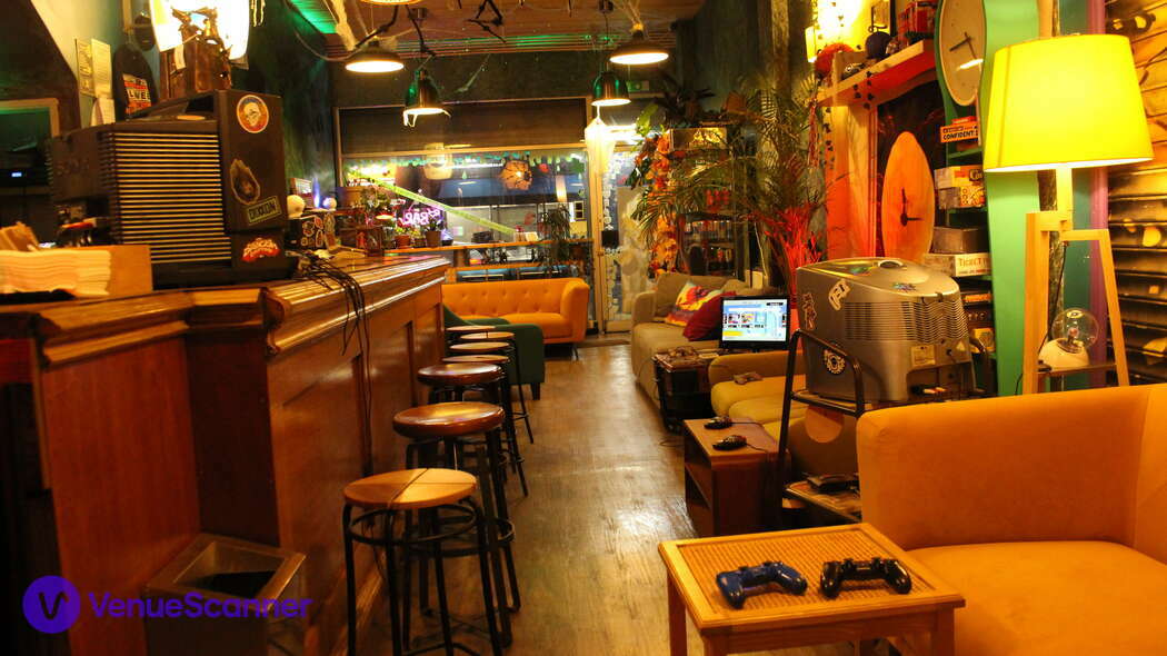 Hire Zombie Games Cafe & Bar 18