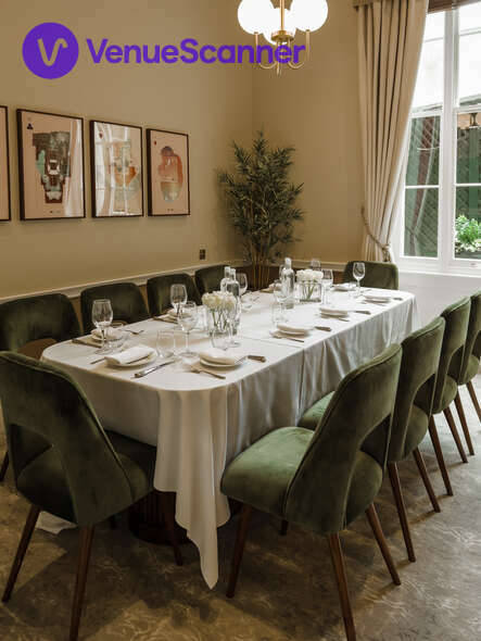 Hire Roseate House London 27