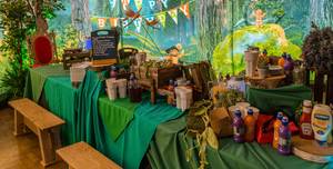 Shreks Adventure - London, Private Birthday Room