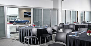 Mercedes - Benz World Moss Or Campbell Suite 0
