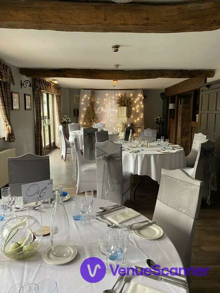 Hire Sitwell Arms Hotel 25