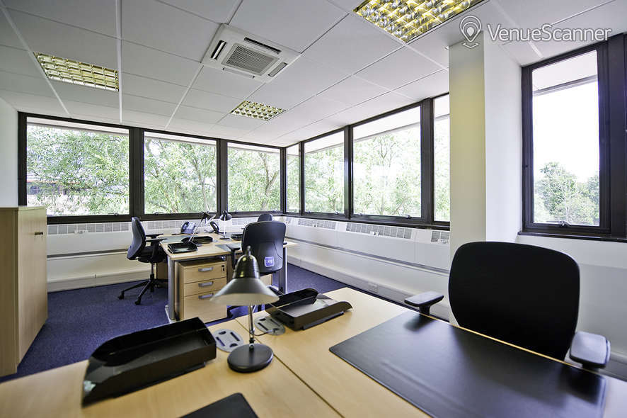 Hire Regus Horsham Worthing Road