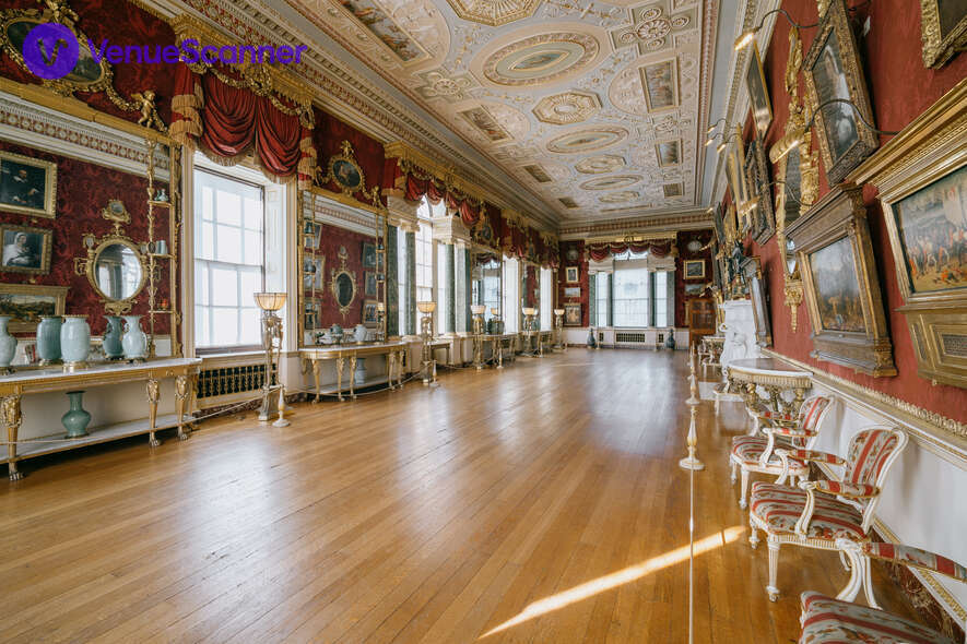 Hire Harewood House 9