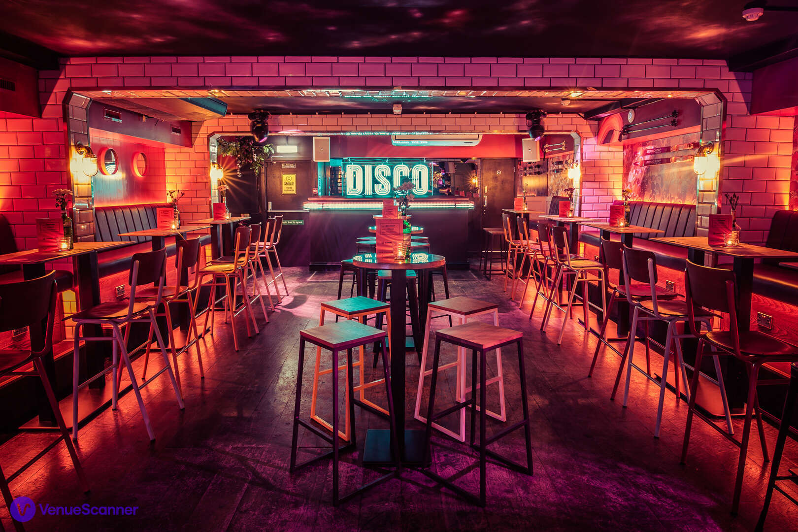 Hire Simmons Bar Putney Full Venue Hire VenueScanner