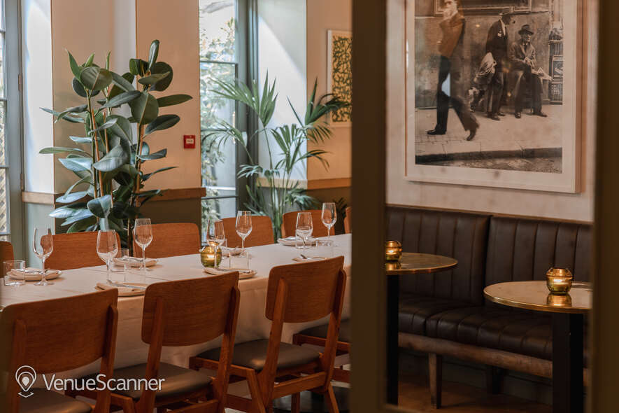 Hire The Italian Greyhound The Garden Room (Private Dining Room & Bar) 8