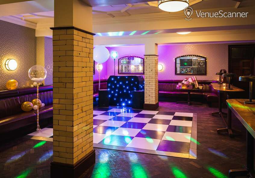 Hire Hawksmoor Guildhall 12