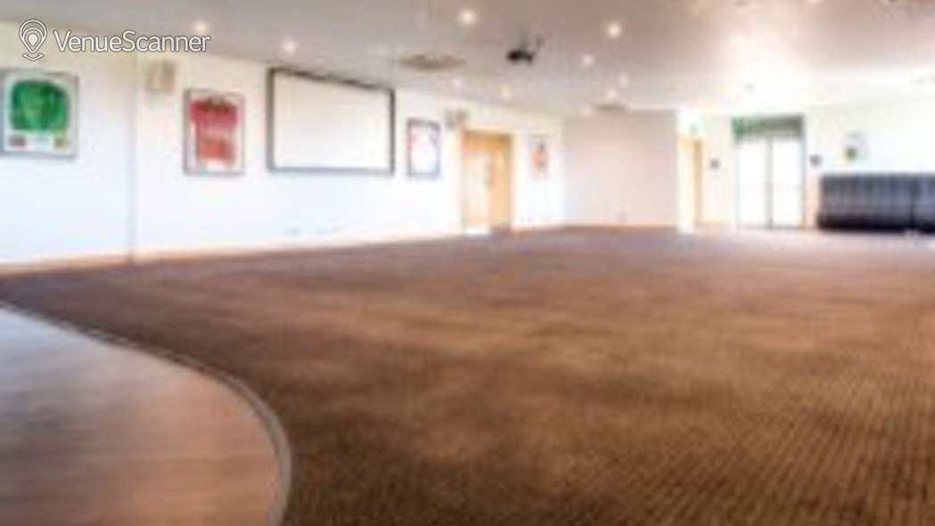 Hire The Thames Club Conference & Wellbeing Centre 2