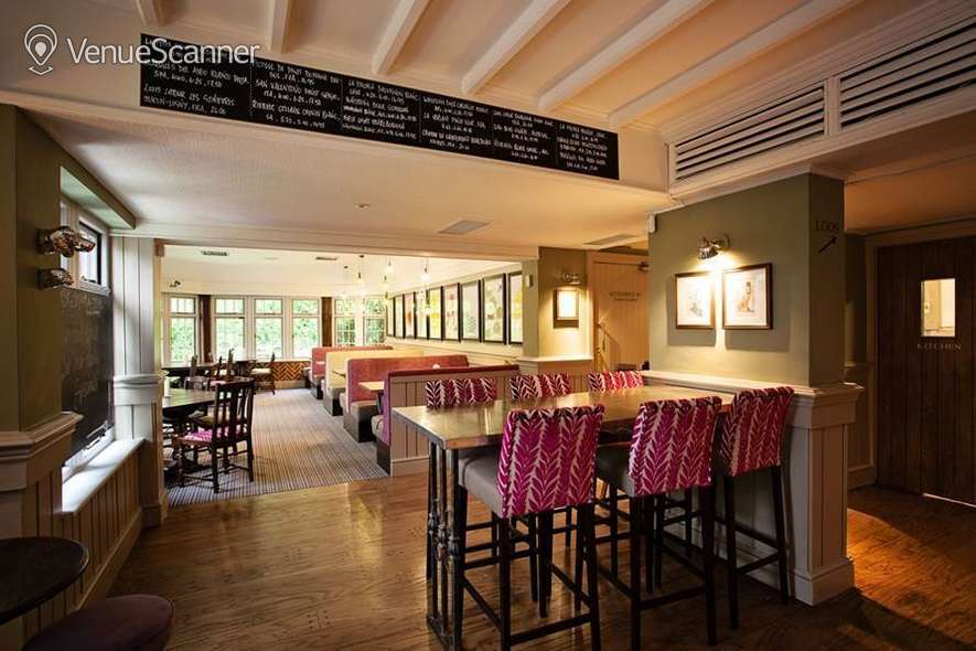 Hire Chineham Arms 5