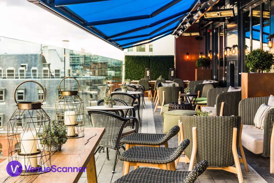 Hire King Street Townhouse The South Terrace 1