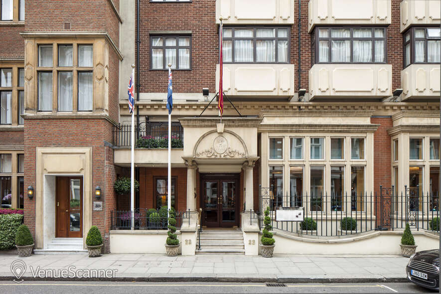 Hire The Capital Hotel, Apartments & Townhouse The Cadogan Suite 9