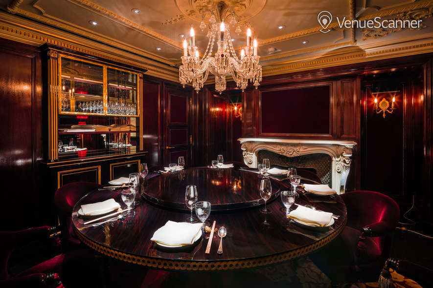 Hire Park Chinois 3