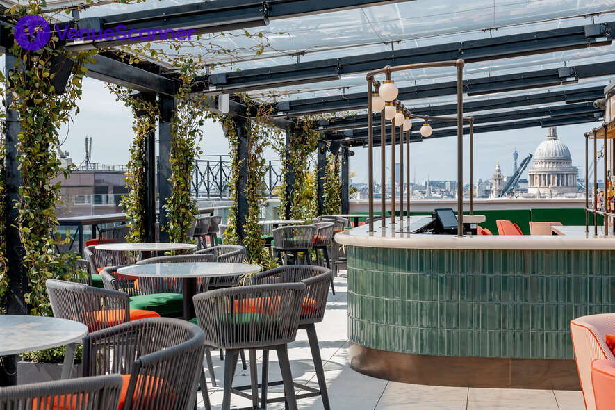 Hire Wagtail East & West Roof Terraces 4
