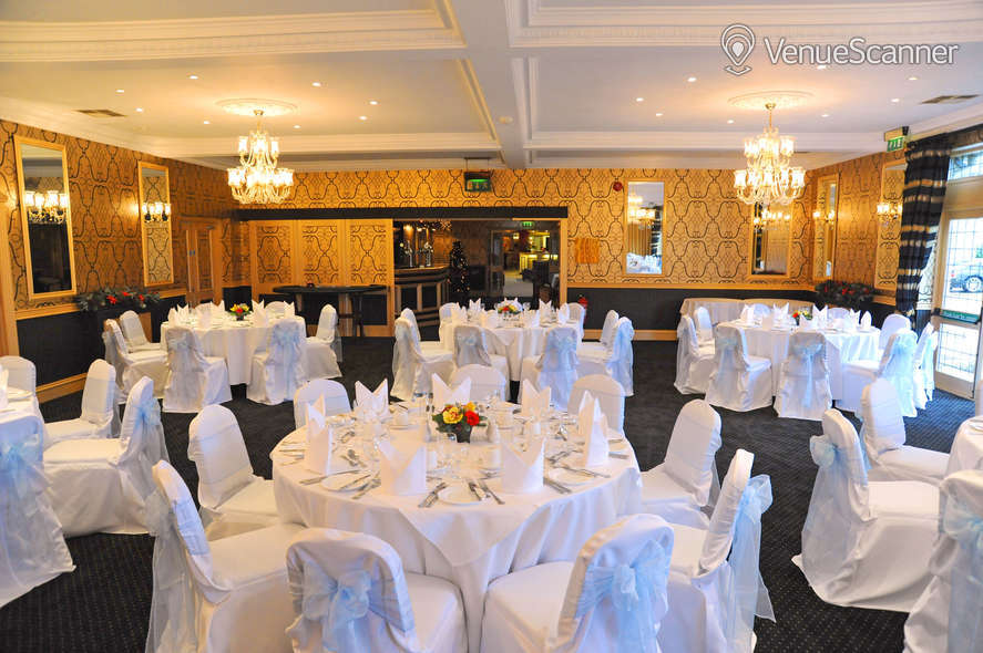 Hire Cricklade House Hotel 13
