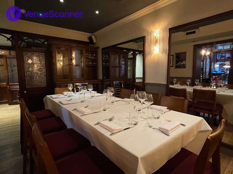Hire Maddox Tavern