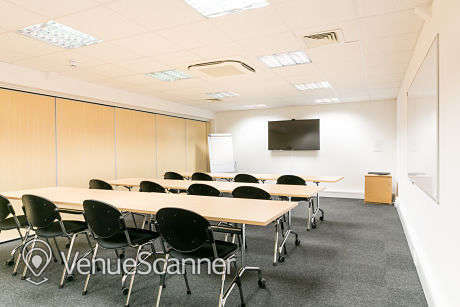 Hire Pinnacle House Business Centre 4