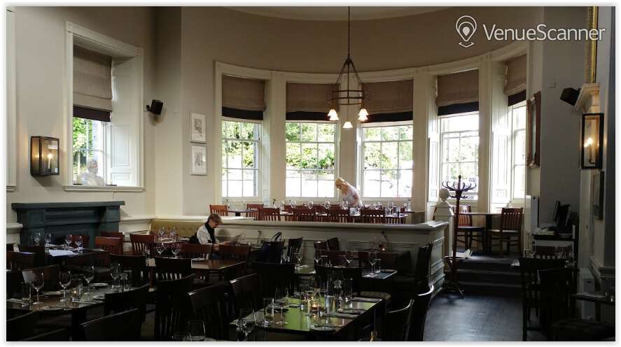 Hire Howies Victoria Street Restaurant 1