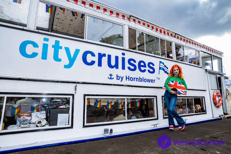 Hire City Cruises York 27
