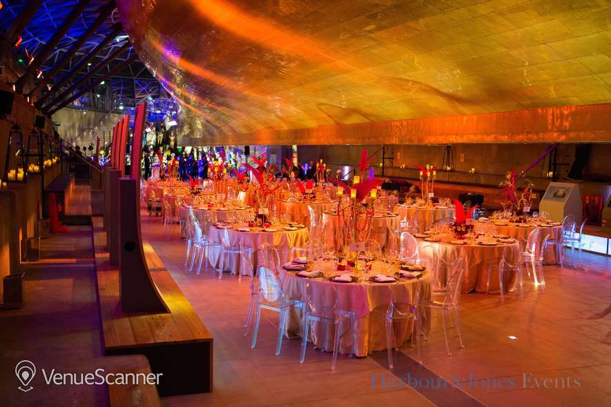 Hire Cutty Sark Greenwich Exclusive Christmas Party 9