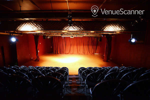 Hire Oxford House In Bethnal Green Theatre 1