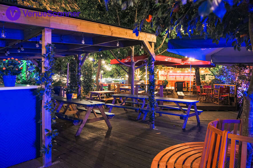 Between The Bridges, The Garden / Alpine Lodge